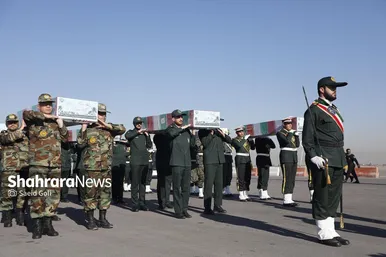 گزارش تصویری | مراسم استقبال از پیکر‌های مطهر ۱۴ شهید گمنام دفاع مقدس در مشهد (۶ آذر ۱۴۰۳)