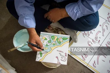 گزارش تصویری | کاشی هفت رنگ مکتب شیراز