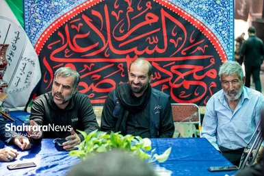 عکس| بازدید رئیس و جمعی از اعضای شورای اسلامی شهر مشهد از ایستگاه‌های استقبال زائران