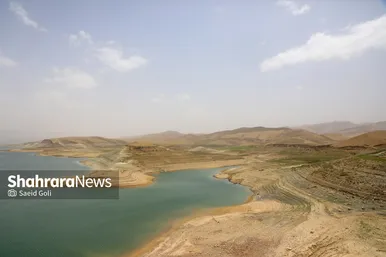 لب‌های خشکِ سدِ دوستی