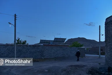 درآمدزایی اهالی روستای چاه نسر به کمک پنل های خورشیدی