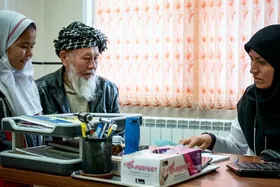 گفت&zwnj;وگو با تنها پزشک افغانستانی اصفهان | مهاجران فراموش کرده&zwnj;اند که می&zwnj;توانند موفق شوند