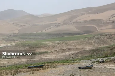 لب‌های خشکِ سدِ دوستی