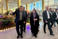 تقدیر وزیر راه از اقدامات نوروزی فرودگاه مشهد | صادق: فرودگاه مشهد توجه ویژه‌ای به حال مسافران و زائران داشته است
