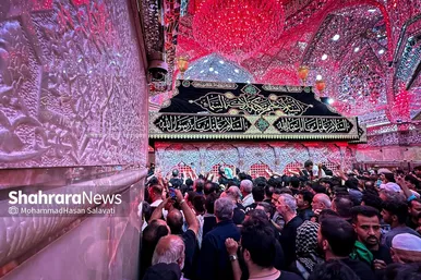 گزارش تصویری | حال و هوای کربلای معلی در شب جمعه ، شب زیارتی سیدالشهدا (ع)، در آستانه اربعین حسینی