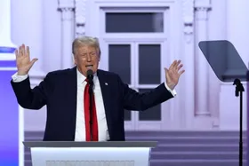 درخواست ترامپ از فدرال رزرو: نرخ بهره را کاهش دهید!