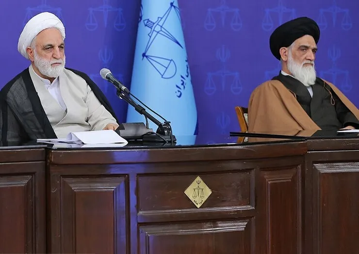 رئیس قوه قضائیه: کشور‌های سلطه‌گر حامی عناصری هستند که در ایران قرآن آتش زده و به‌زور چادر از سر زن هموطن می‌کِشند