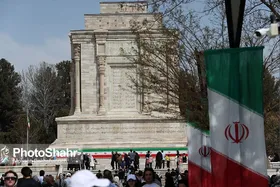 مدیرعامل سازمان اتوبوس&zwnj;رانی مشهد: خطوط اتوبوس&zwnj;رانی به مقصد آرامگاه فردوسی تقویت می&zwnj;شود