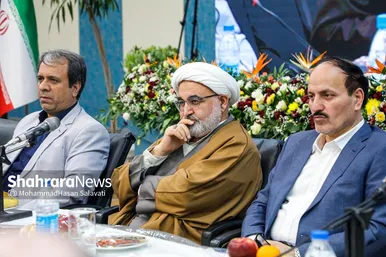 گزارش تصویری | نشست هم اندیشی شهردار مشهد با کارآفرینان و فعالان اقتصادی