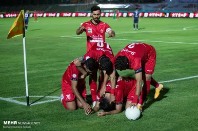 قهرمانی پرسپولیس در لیگ بیستم