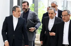 استاد دانشگاه تهران: خروج از NPT برای ایران هزینه&zwnj;زا است
