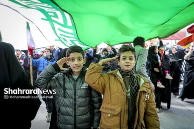 گزارش تصویری | پرچم بالاست