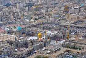 استقرار بالگرد هلال&zwnj;احمر در حرم امام&zwnj;رضا(ع) برای ارائه خدمات امدادی فوری