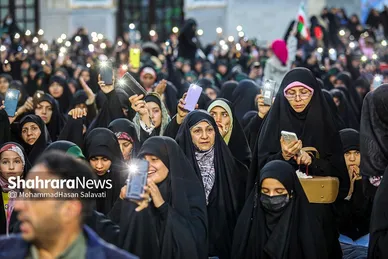 اجتماع همبستگی با جبهه مقاومت فلسطین در صحن قدس حرم مطهر رضوی