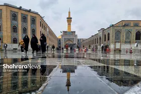 ویدئو | حال و هوای بارانی حرم مطهر امام رضا (ع) همزمان با شهادت امام موسی کاظم (ع) (۲۵ دی ۱۴۰۴)