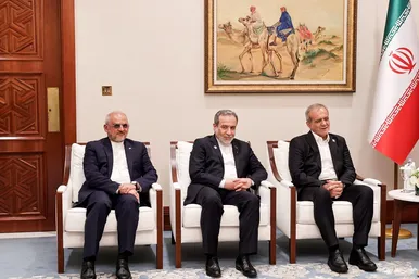 عکس‌هایی از دیدارهای رئیس جمهور در سفر به قطر