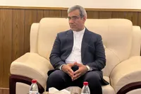 استاندار خراسان رضوی: ظرفیت منطقه آزاد سرخس برای تولید خودروهای برقی و هیبریدی چینی بررسی شد