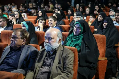سوگواره هنری شهدای خدمت «ققنوس»