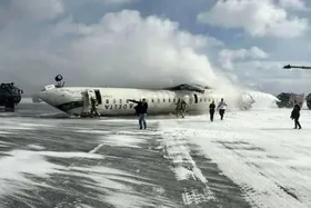 ویدئو| لحظه سانحه هواپیمای مسافربری دلتا در فرودگاه تورنتو کانادا