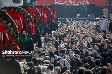 گزارش تصویری | اجتماع عزاداران فاطمی و تشییع پیکر مطهر ۱۳ شهید گمنام دوران دفاع مقدس در مشهد