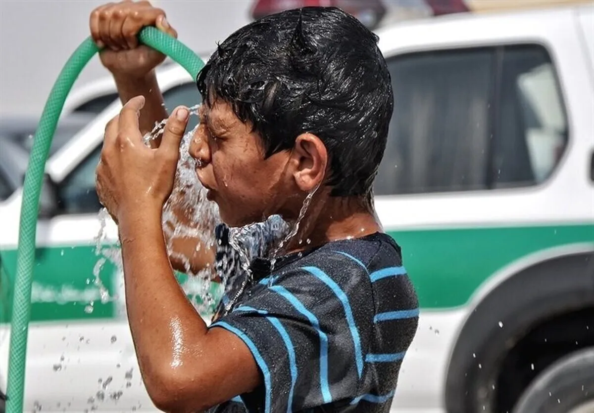 گرما در کشور تا فردا دوشنبه (۱۹ تیر ۱۴۰۲) ماندگار است