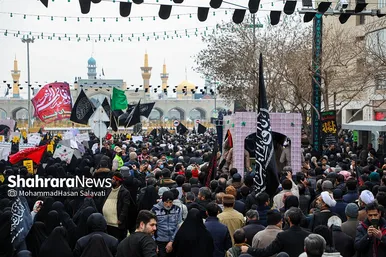 تشییع پیکر مطهر ۱۰ شهید گمنام در مشهد