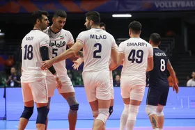 نبرد تیم ملی والیبال با لاله&zwnj;ها