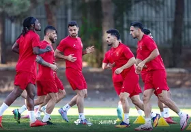 ترکیب احتمالی پرسپولیس برابر فولاد (۲۲ شهریور ۱۴۰۴) | بیفوما در ترکیب اصلی؟