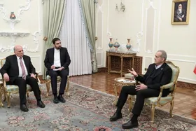 وزیر خارجه عراق با پزشکیان دیدار کرد