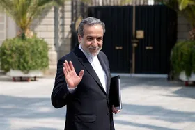 وزیر خارجه: از هیچ کوششی جهت کاهش تنش میان کشور&zwnj;های همسایه دریغ نمی&zwnj;کنیم