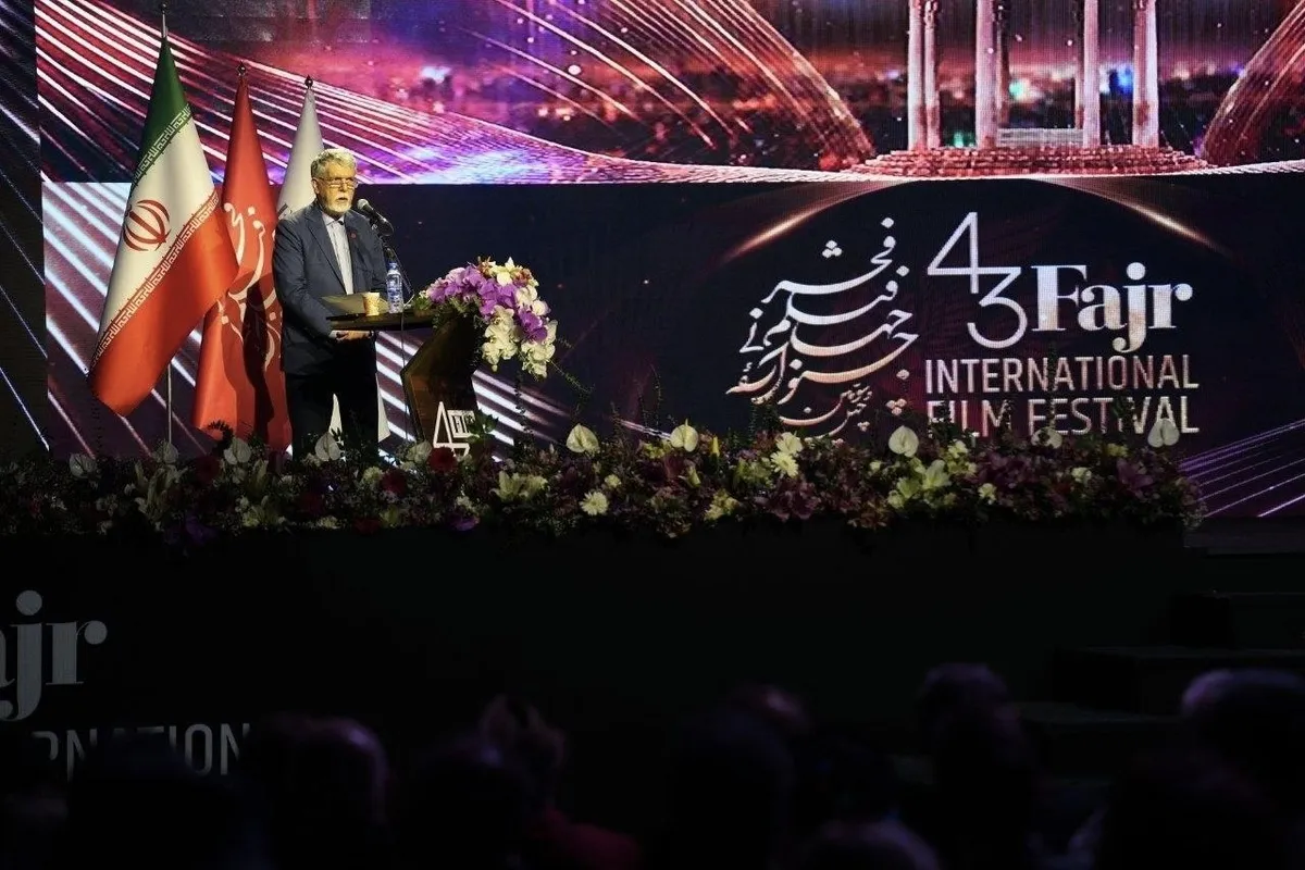 وزیر فرهنگ و ارشاد: جشنواره جهانی فیلم فجر فاصله‌ها را کوتاه و گفت‌وگو میان ملت‌ها را ممکن می‌سازد