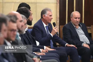 دیدار ملی‌پوشان فوتبال ایران با رییس جمهور
