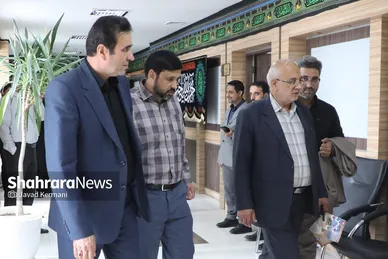 بازدید جمعی از مسئولین شهری مشهدمقدس از موسسه فرهنگی شهرآرا (۲) (۱۶ مرداد ۱۴۰۳)