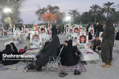 گزارش تصویری | گلزار شهدای میناب در آخرین جمعه ماه فروردین