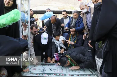 عکس‌هایی از مراسم سالگرد شهادت حاج قاسم سلیمانی در گلزار شهدای کرمان