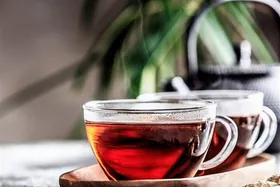اینفوگرافی| عوارض نوشیدن بیش از اندازه چای