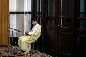 اعتکاف رمضانیه ۴۵۰ طلبه بین&zwnj;المللی از ۳۶ کشور در حرم مطهر رضوی آغاز شد