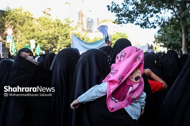 اجتماع بزرگ خانوادگی مدافعان حریم خانواده در مشهد