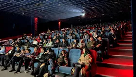 نظر مخاطبان &laquo;کت چرمی&raquo; در پردیس سینمایی برفی مشهد + فیلم
