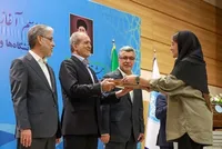 آغاز رسمی سال تحصیلی جدید دانشگاه‌ها | رتبه‌های برتر کنکور از سوی رئیس‌جمهور، تقدیر شدند