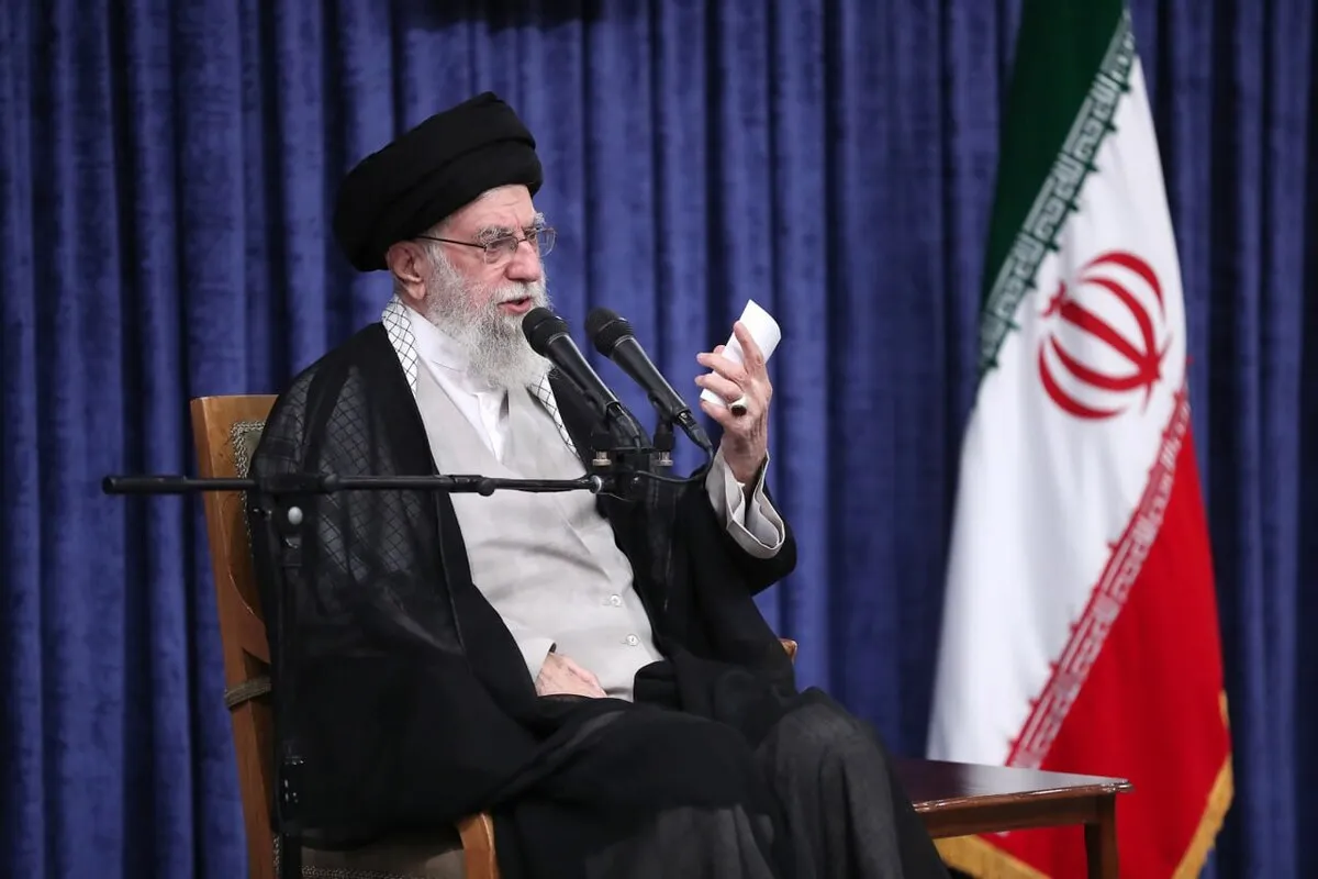 رهبر معظم انقلاب، در دیدار مسئولان قوه قضائیه: همه بدانند خدای متعال نصرت را برای ملّت ایران تضمین کرده است + فیلم
