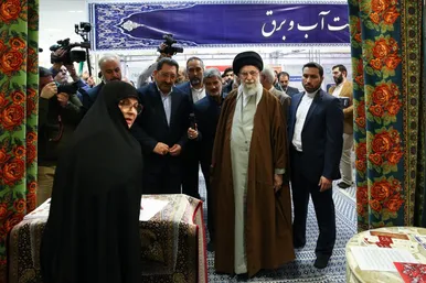 گزارش تصویری | بازدید رهبر معظم انقلاب اسلامی از نمایشگاه رویداد ملی «پیشگامان پیشرفت» (۲ بهمن ۱۴۰۳)