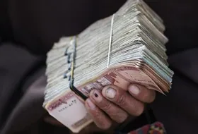 مابه&zwnj;التفاوت حقوق فروردین و وام بازنشستگان کی پرداخت می&zwnj;شود؟ (۴ مرداد ۱۴۰۰)