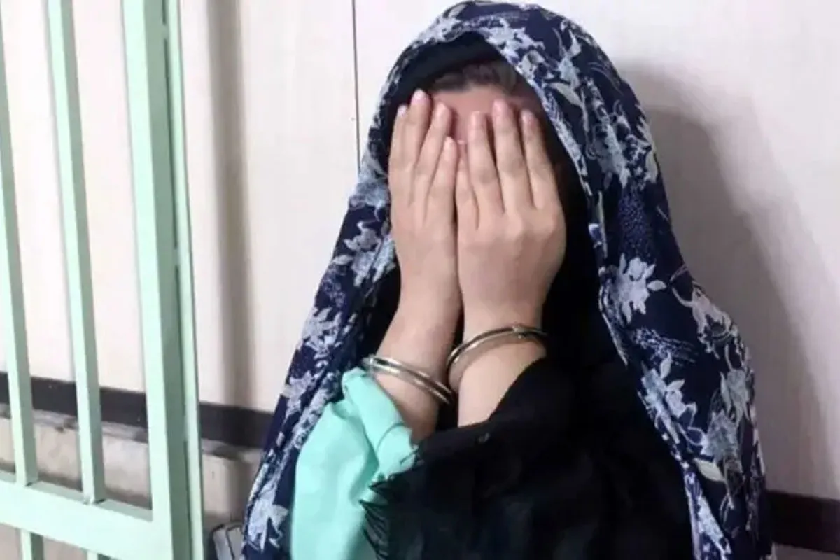 ایجاد مزاحمت و  درخواست‌های نامشروع  با گرفتن عکس‌های خصوصی | دستگیری عمه خانم