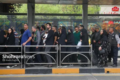 گزارش تصویری | زائران نوروزی در خیابان امام‌رضا(ع) مشهد