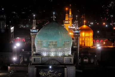 آیین خطبه خوانی شب شهادت امام رضا(ع) در حرم مطهر رضوی
