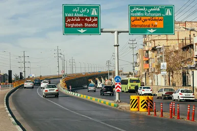 آیین بهره‌برداری از تقاطع چهارسطحی آزادگان