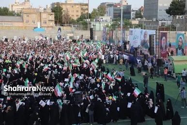 هوادارن سعید جلیلی در انتظار حضور او در استادیوم تختی مشهد