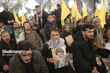 گزارش تصویری | اجتماع مهاجران افغانستانی ساکن مشهد در سوگ قائد امت