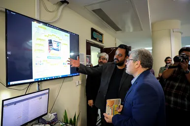 حضور شهردار مشهد در روزنامه شهرآرا به مناسبت روز خبرنگار